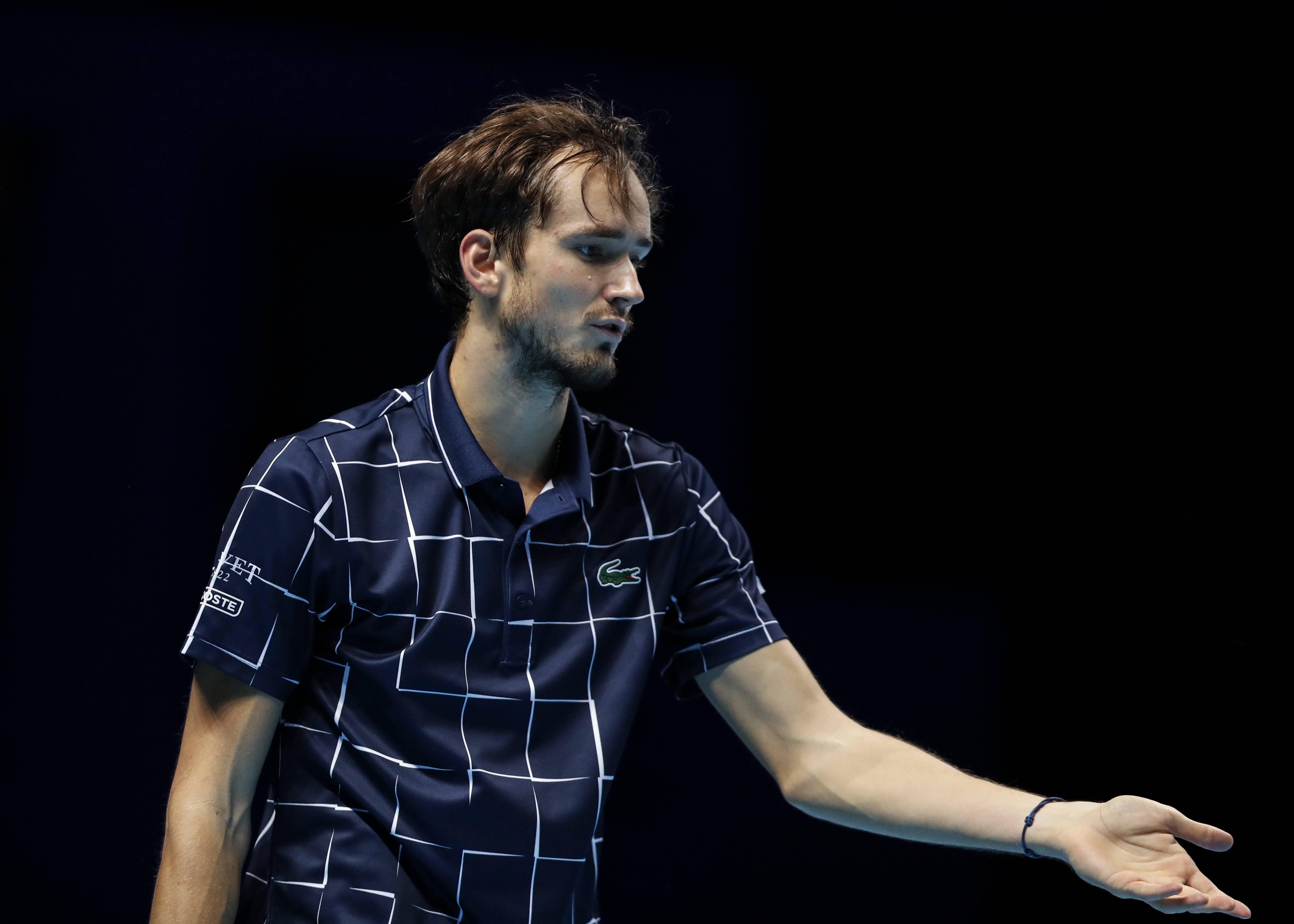 爱游戏APP-ATP总决赛险胜拉沃尔杯，梅德韦杰夫带队取胜