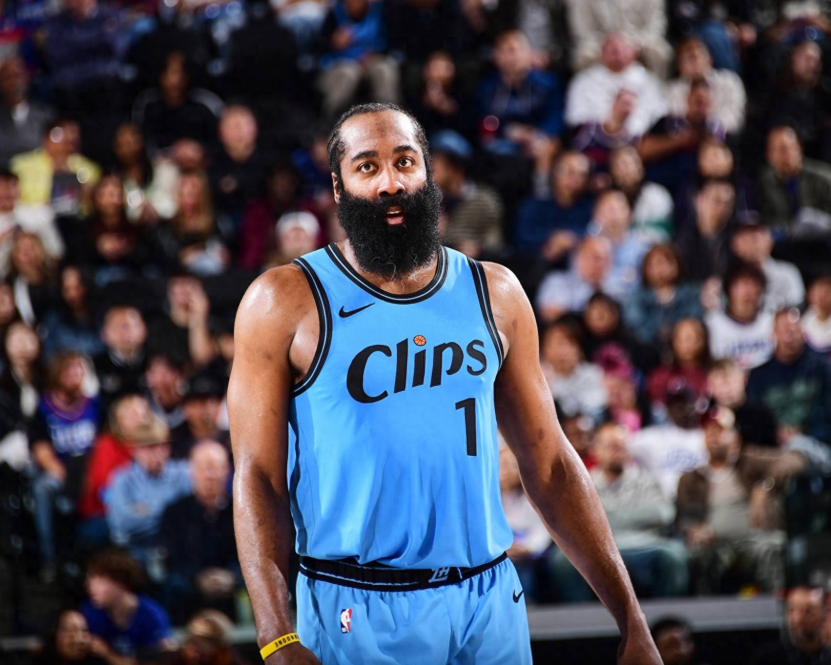 四川队绝杀吉林队,哈登刷新纪录 四川队绝杀吉林队,哈登刷新纪录