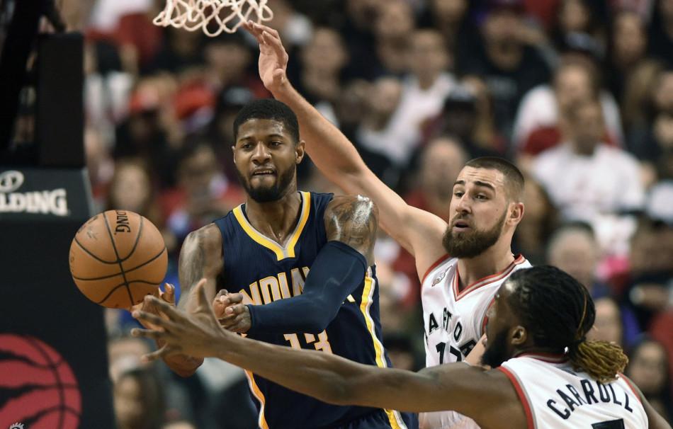 上海队横扫快船,福克斯状态火热 上海队横扫快船,福克斯状态火热