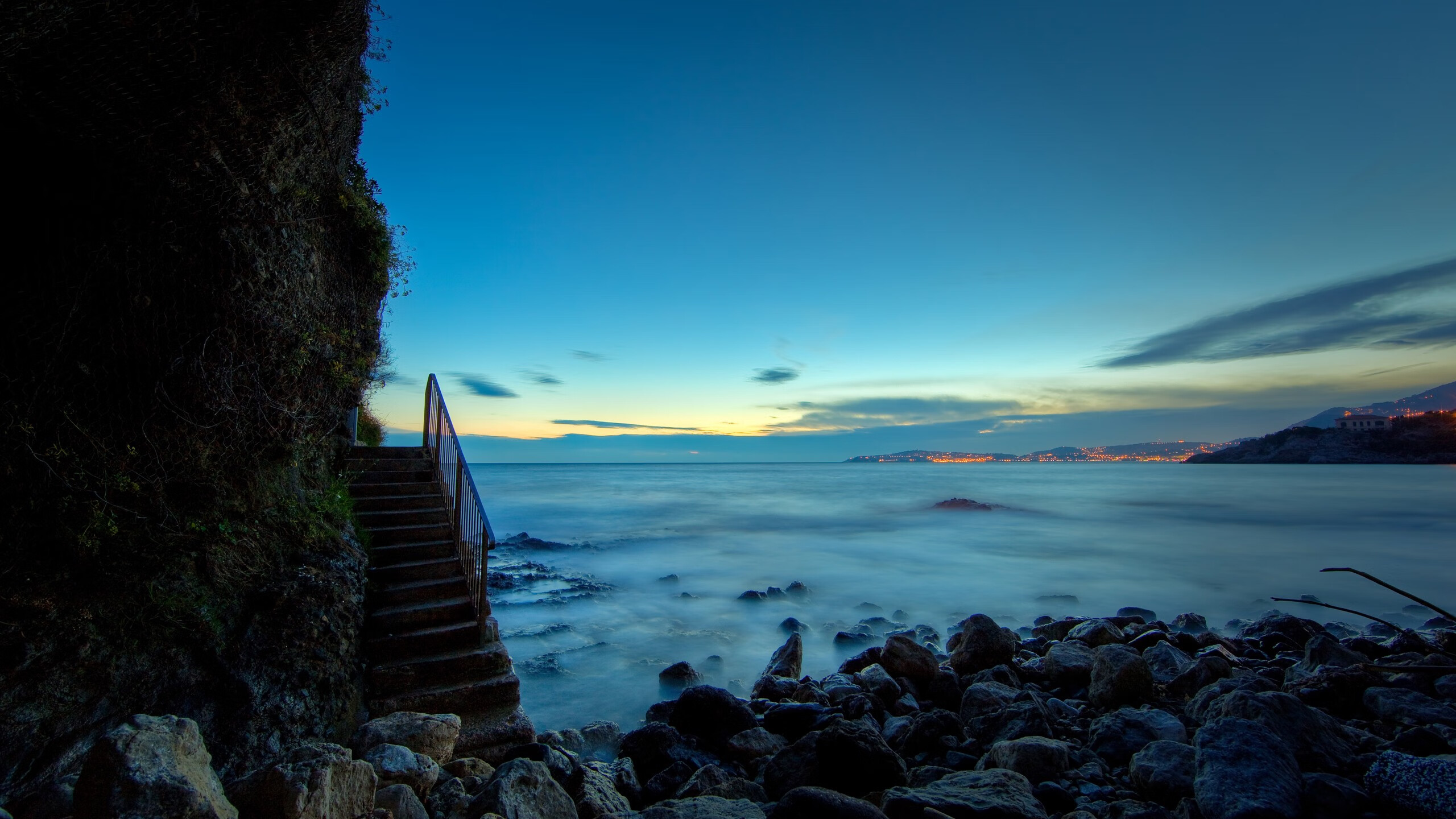 里约热浪与米兰寒夜,当桑巴席卷梅阿查,东方旭日升起