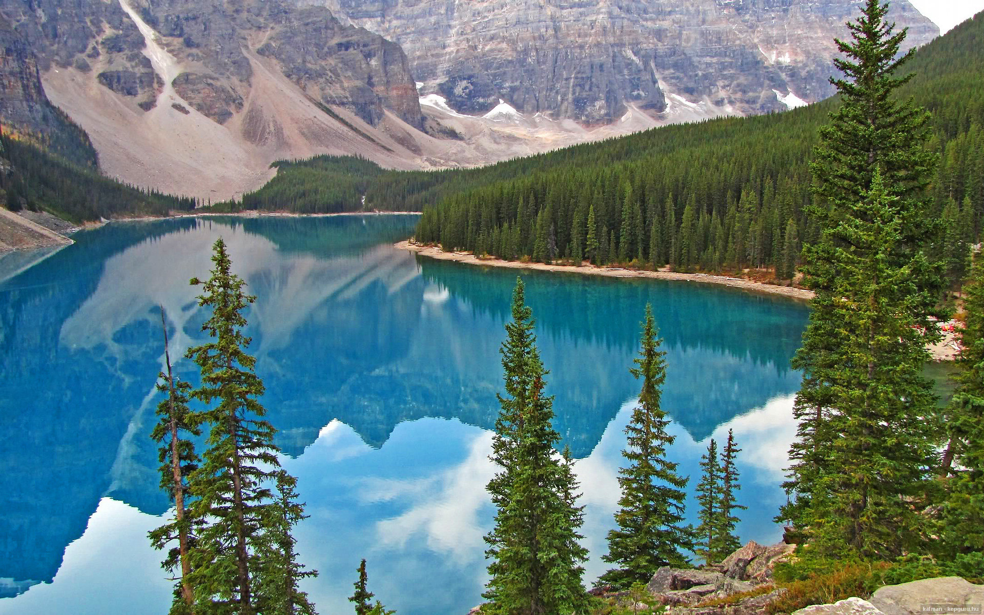 戈贝尔双面神觉醒，火箭狂胜背后，攻防转换如何重构现代篮球法则？